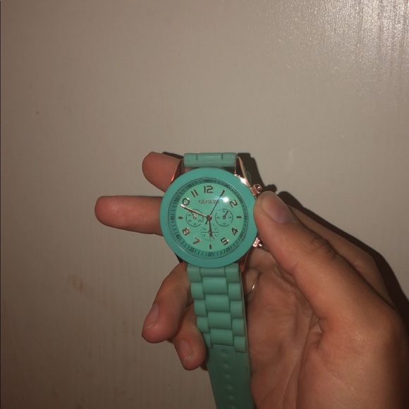 Blue watch - Picture 3 of 3